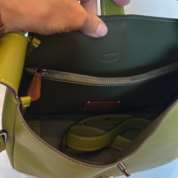 Coach Hadley Convertible Crossbody Bag CW002 Gunmetal/Bright Olive NWOT - Picture 4 of 5